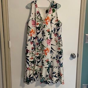A little floral flare!